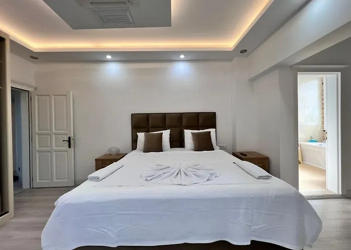 Luxury 7-Bed Villa With Pool And Jacuzzi Fethiye Oludeniz