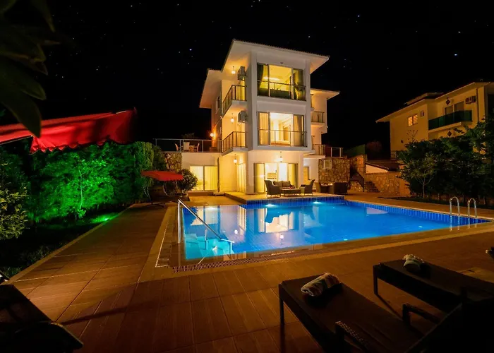 Villa Fortuna Oludeniz , 5 Bedroom, Large Swimming Pool, Modern Design with Pool
