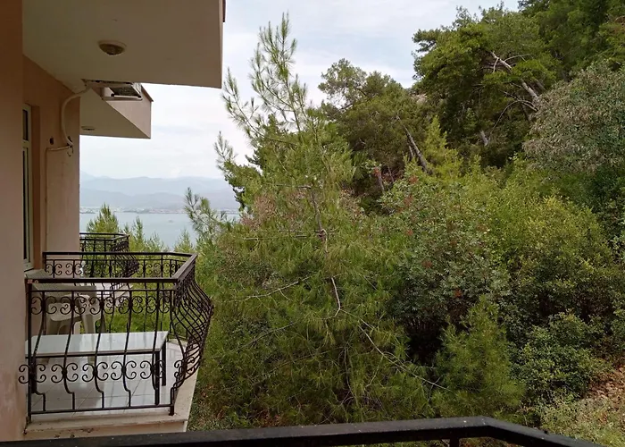 Pembe Koesk Apart Otel Fethiye