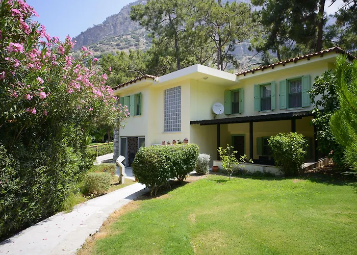 Oludeniz Hotels With Pool