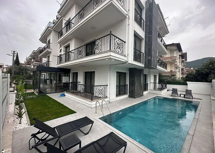 Arti̇M Apart Hotel Fethiye